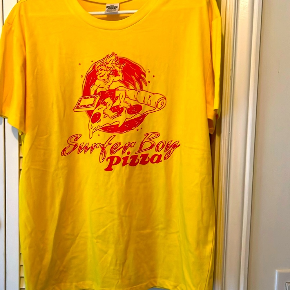 Netflix Stranger Things Surfer Boy Pizza Graphic‎ Tee Shirt